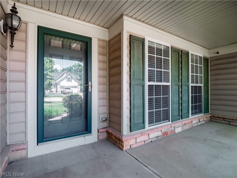 39183 Woodland Trail, Avon, OH - Photo 4