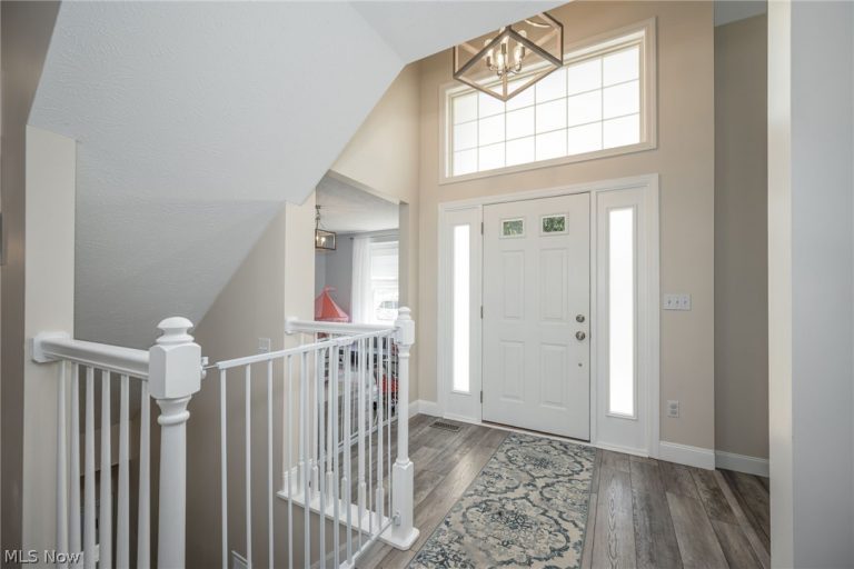 2942 Robert Gary Court, Medina, OH - Photo 2