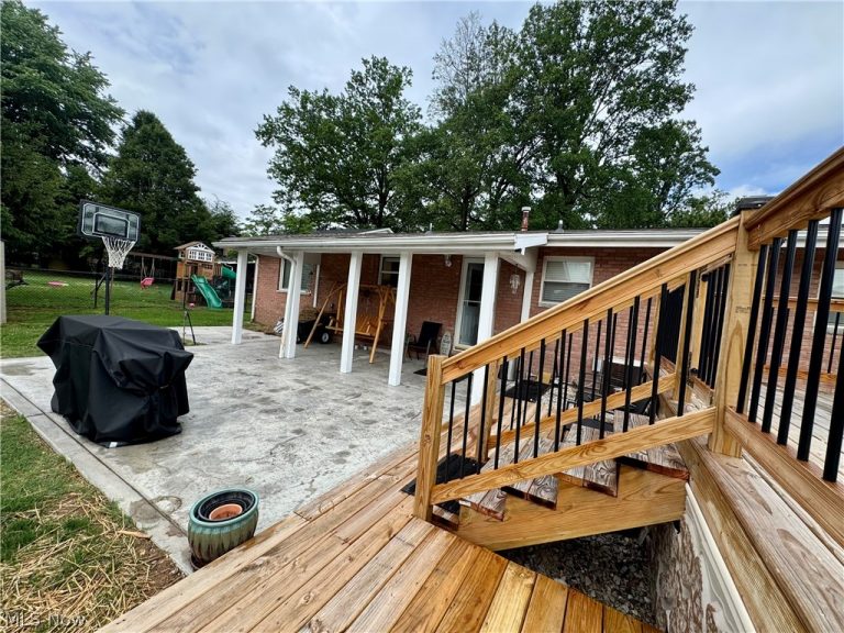 5404 10th Avenue, Vienna, WV - Photo 4