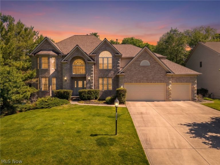 20852 Kylemore Drive, Strongsville, OH, 44149