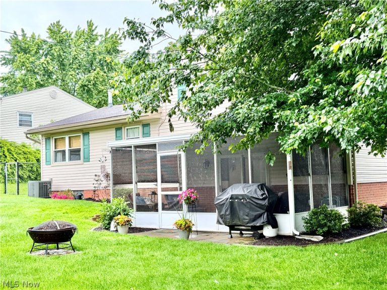 5161 Burlawn Street, Canton, OH - Photo 2