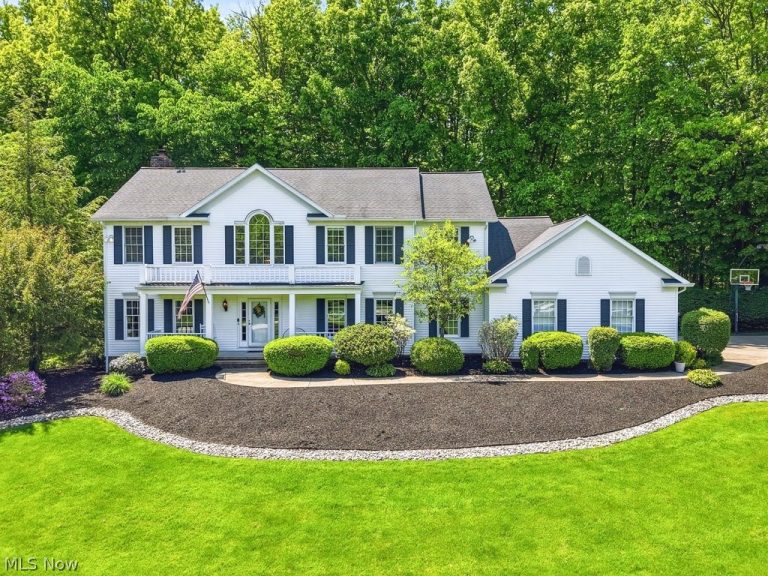 11245 Wellington Drive, Chardon, OH, 44024