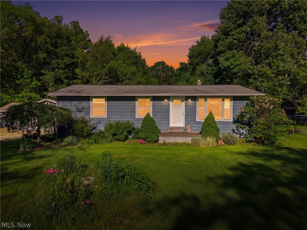 2693 Mahan Denman Road, Bristolville, OH