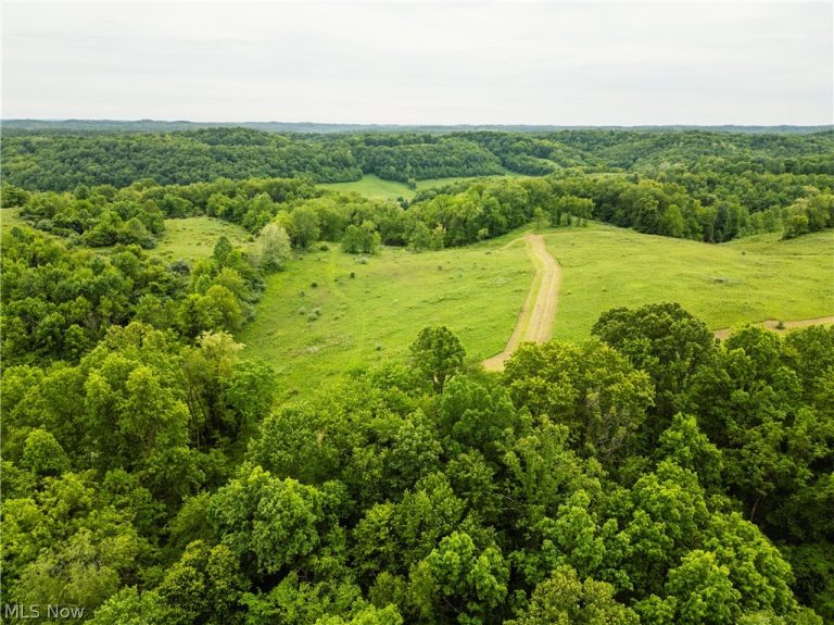 Edie Hill Road, Uhrichsville, OH - Photo 5