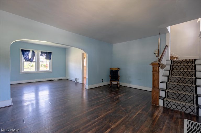 14828 Gaskill Drive, Alliance, OH - Photo 3