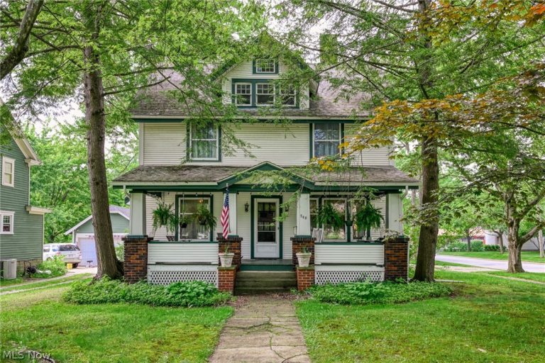 748 Main Street, Ravenna, OH - Photo 2