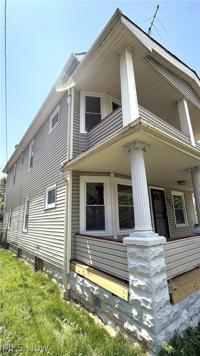 10514 Lamontier Avenue, Cleveland, OH - Photo 3