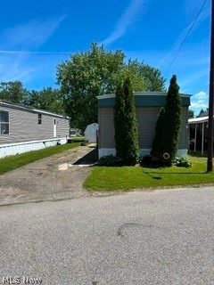 12860 Mayfield Rd Road #106, Chardon, OH - Photo 3