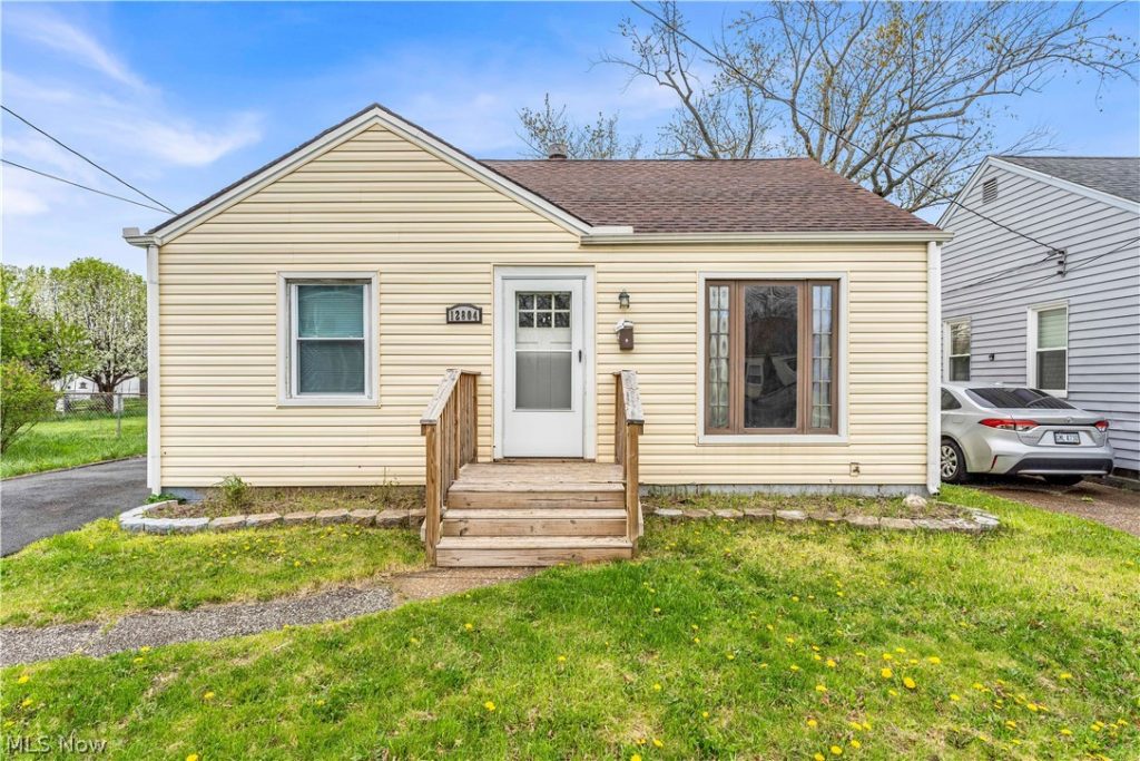 12804 Kirton Avenue, Cleveland, OH