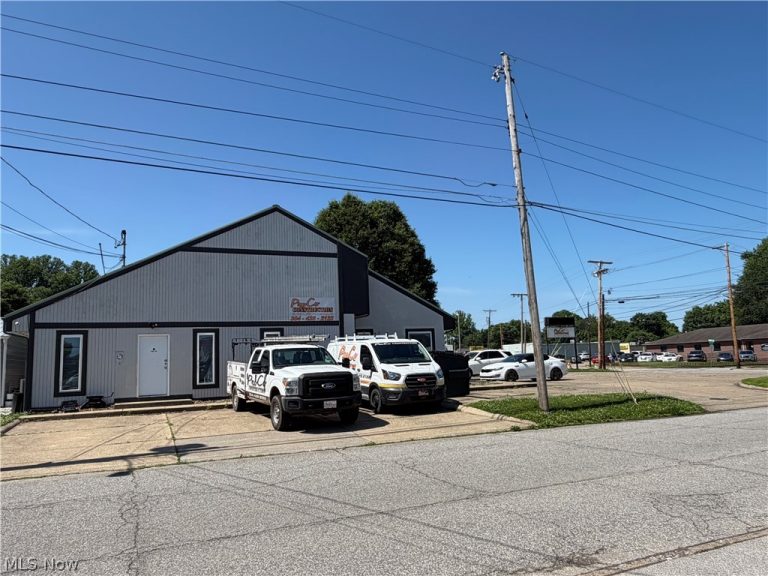 3100 Dudley Ave, Parkersburg, WV - Photo 3