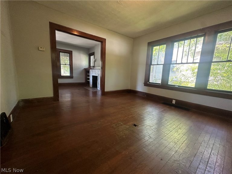 1438 Rowland Avenue, Canton, OH - Photo 2