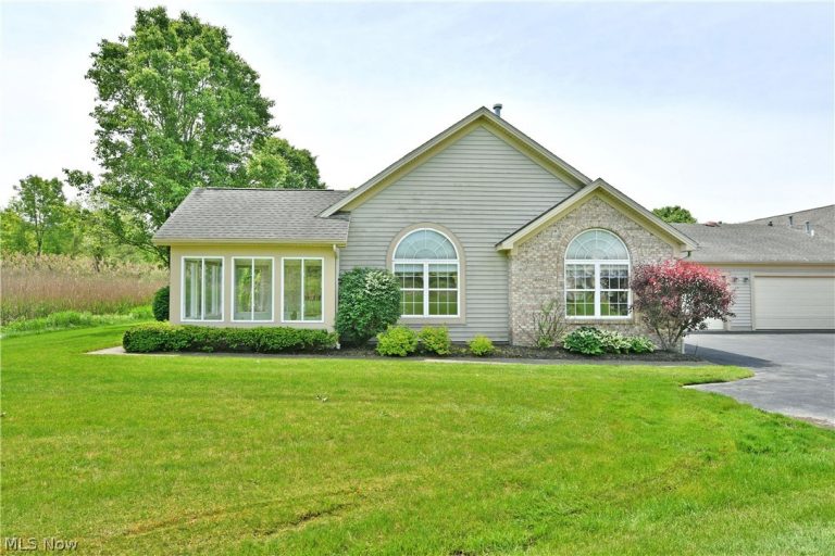1103 Willow Brook Drive, Warren, OH - Photo 2