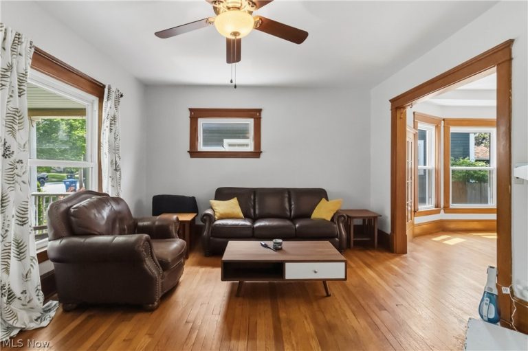 1328 Ethel Avenue, Lakewood, OH - Photo 6