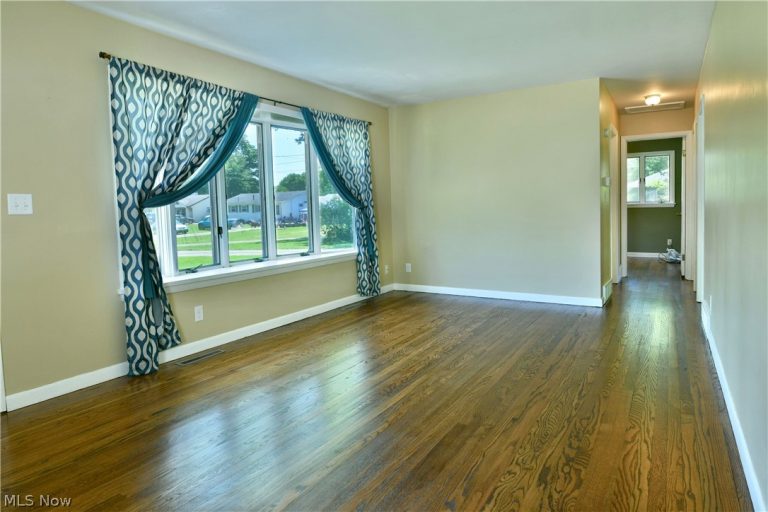 182 Shirley Lane, Warren, OH - Photo 8