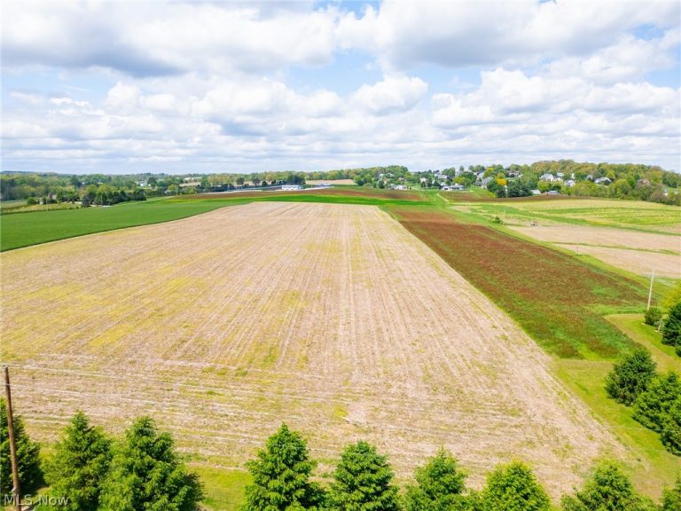 4686 Valley Road, Wooster, OH - Photo 3
