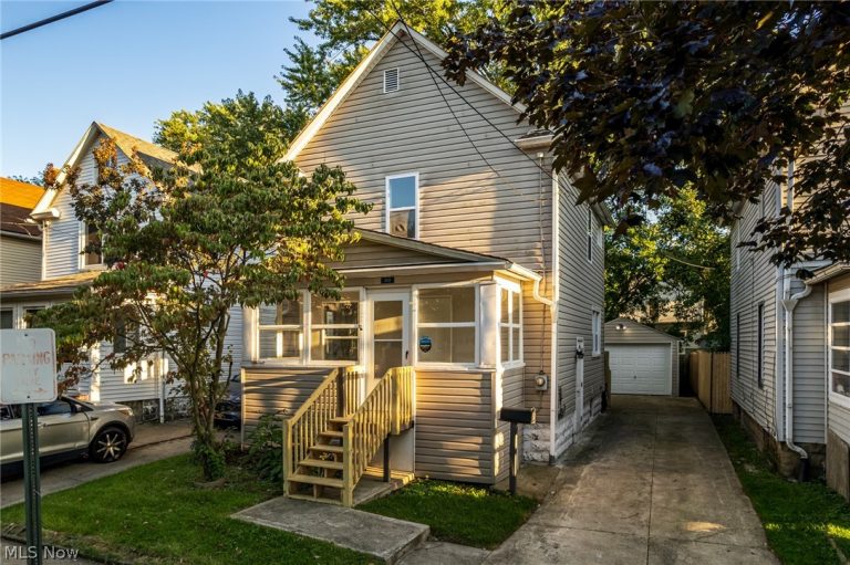 312 Upland Avenue, Akron, OH, 44301