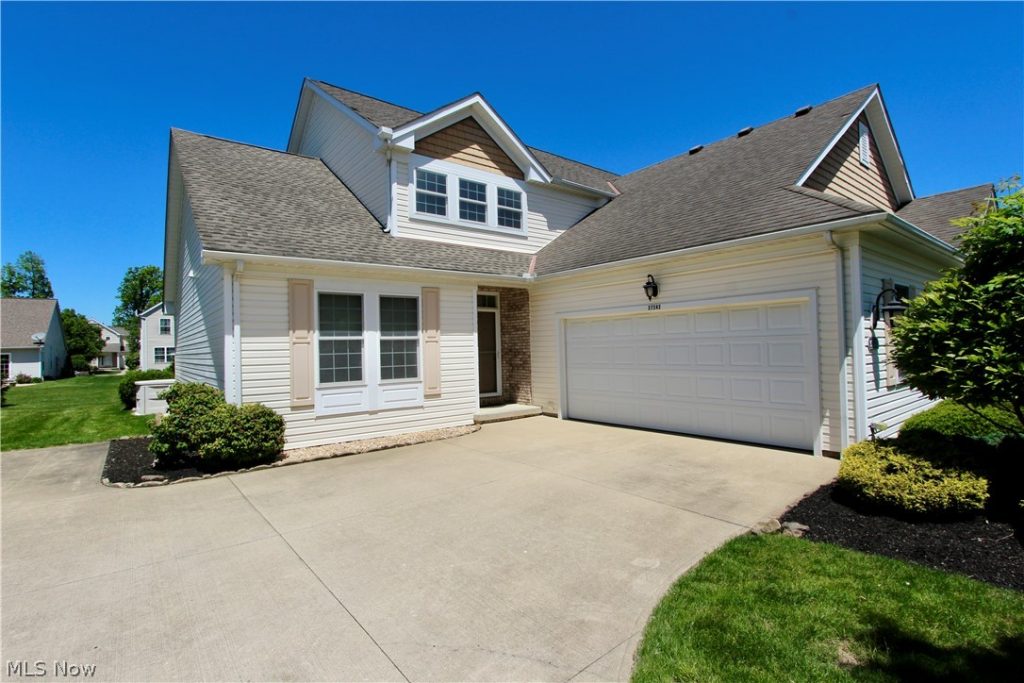 27242 Emerald Oval, Olmsted Twp, OH