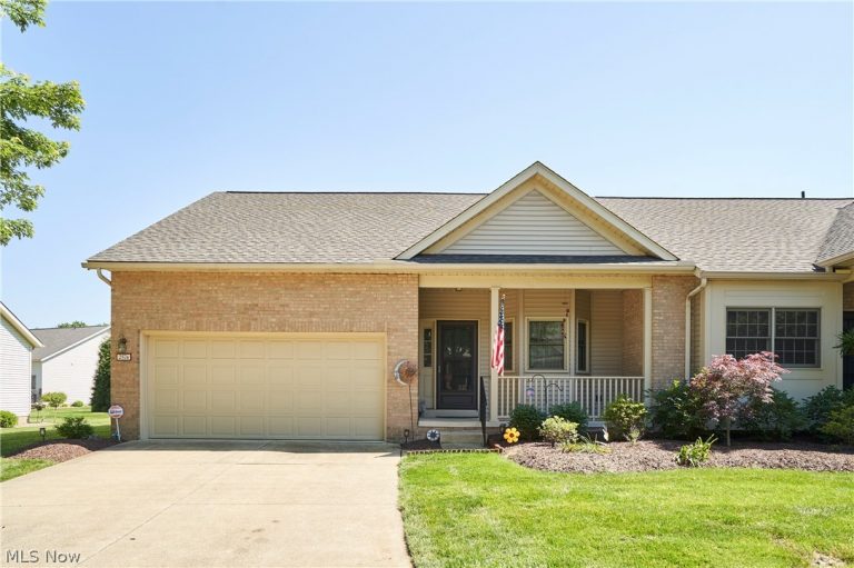 2574 Cardington Green, Uniontown, OH, 44685