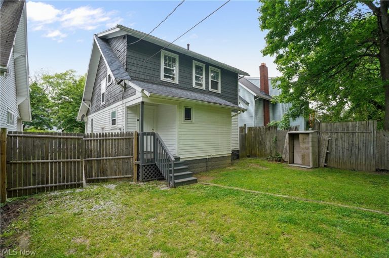 609 Storer Avenue, Akron, OH - Photo 3