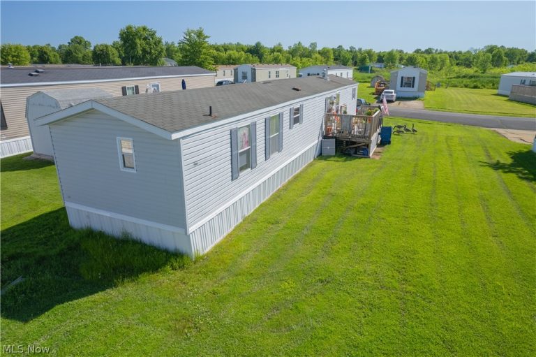 2163 Parkway Drive, Deerfield, OH - Photo 3
