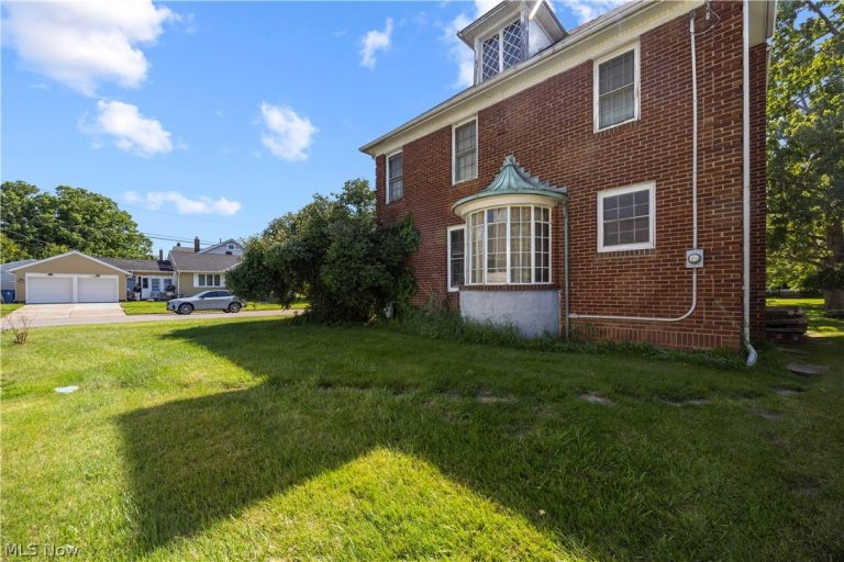 959 Allison Avenue, Lorain, OH - Photo 3