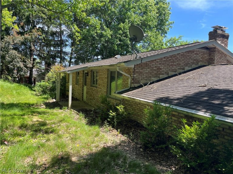 210 Ridgewood Boulevard, Minerva, OH - Photo 5