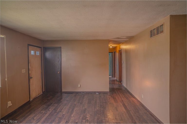 2100 Division Street Ext Street, Parkersburg, WV - Photo 4