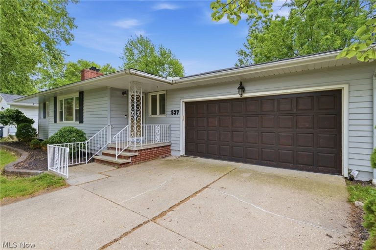 537 Randall Road, Elyria, OH - Photo 8