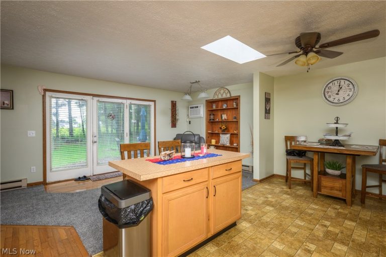 824-826 Reno Drive, Louisville, OH - Photo 3