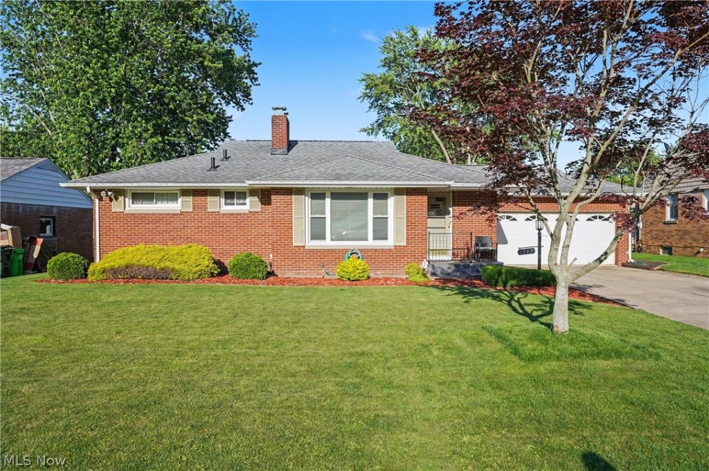 1540 Lilly Lane, Alliance, OH
