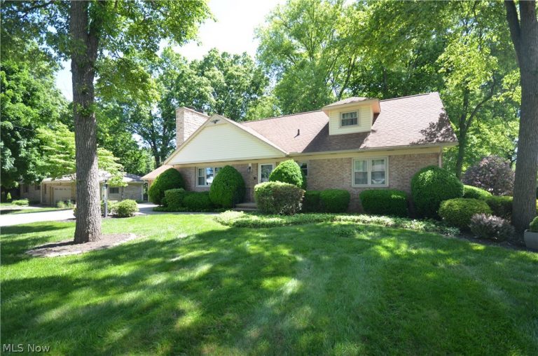 614 Fairwood Drive, Tallmadge, OH - Photo 2
