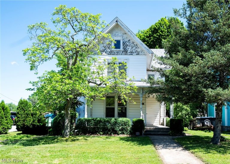 247 & 247 1/2 Ray Avenue, New Philadelphia, OH, 44663