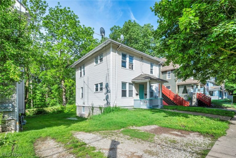 1282 Pondview Avenue, Akron, OH - Photo 4