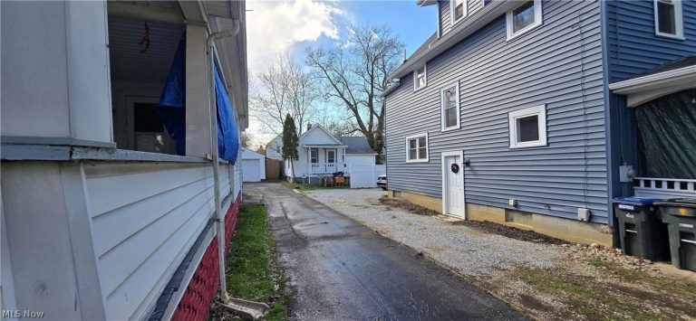 850 Kling Street, Akron, OH - Photo 3