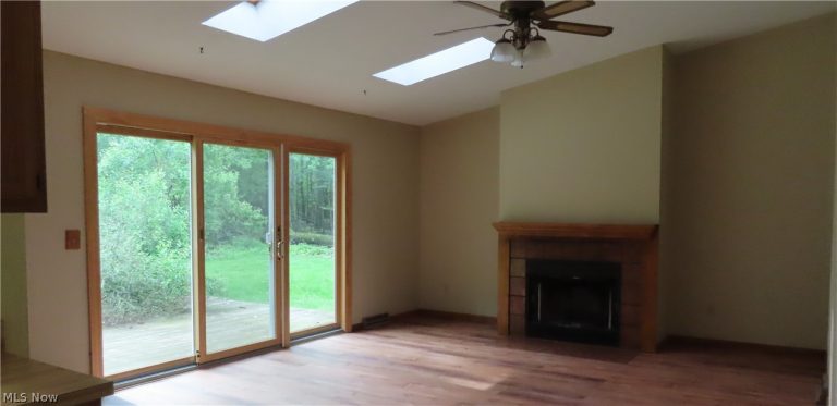 695 Morris Drive, Vermilion, OH - Photo 3