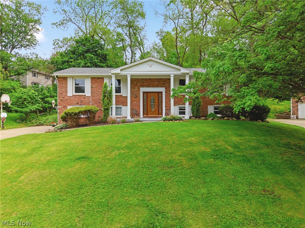 1212 Linwood Avenue, North Canton, OH