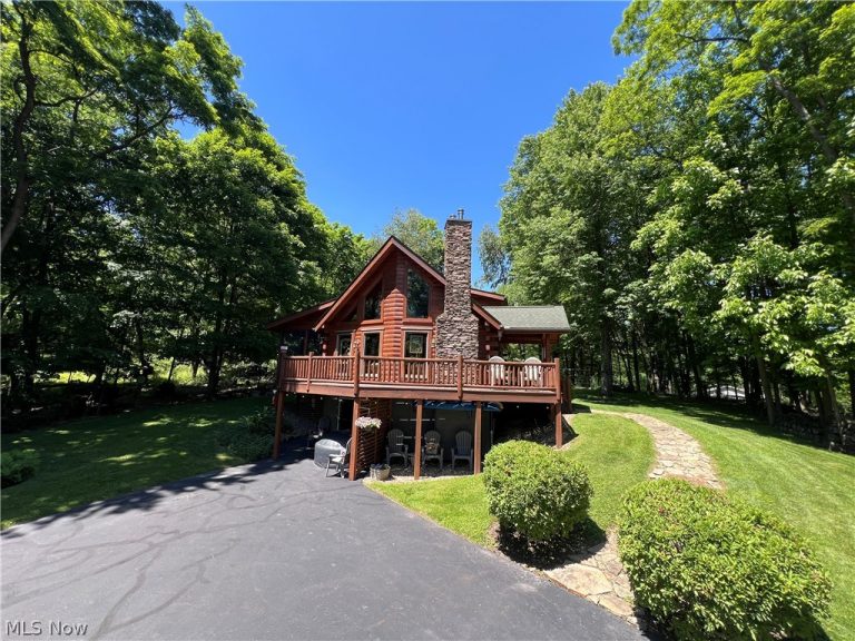 1631 Buckhorn Drive #453, Millersburg, OH - Photo 3