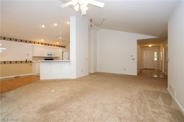 4331 Deer Creek Drive, Wooster, OH - Photo 6