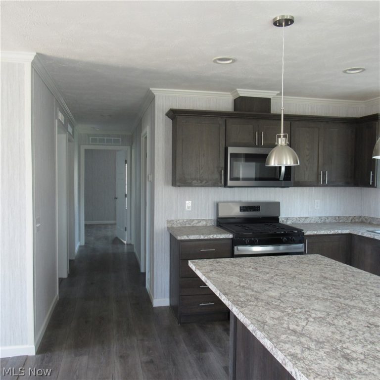 3785 Main Street, Green, OH - Photo 6