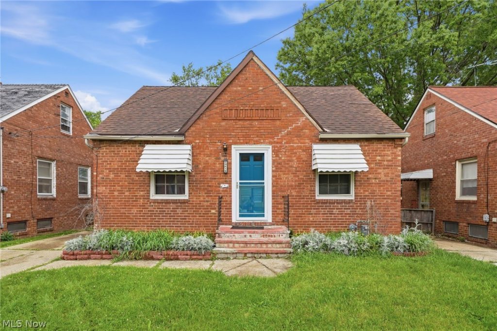 13416 Crossburn Avenue, Cleveland, OH