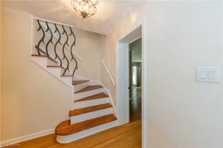 481 Chagrin River Road, Gates Mills, OH - Photo 3