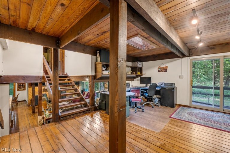 2680 Stubbins Road, Brecksville, OH - Photo 4