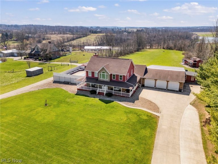 5616 Faircrest Street, Canton, OH - Photo 2