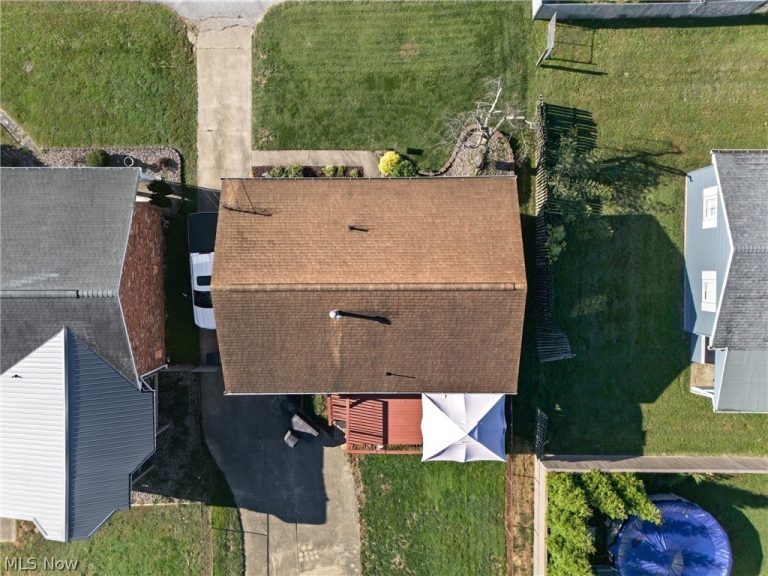 307 40th Street, Vienna, WV - Photo 5
