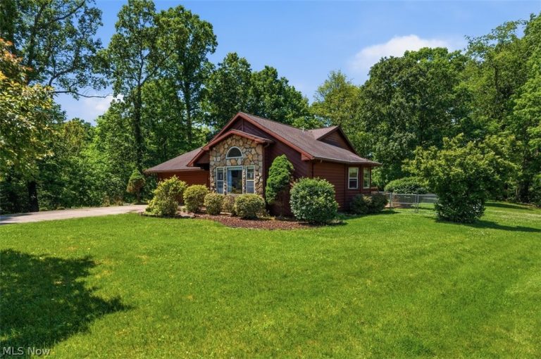 180 Harvest Run Road, Marietta, OH, 45750