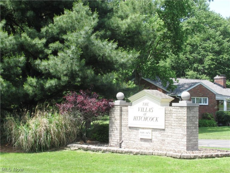 8462 HITCHCOCK Road, Boardman, OH - Photo 5