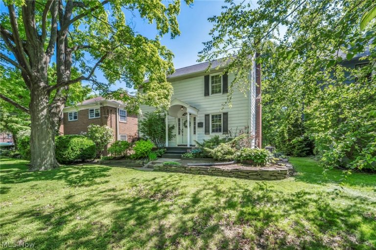 137 Rose Boulevard, Akron, OH - Photo 3