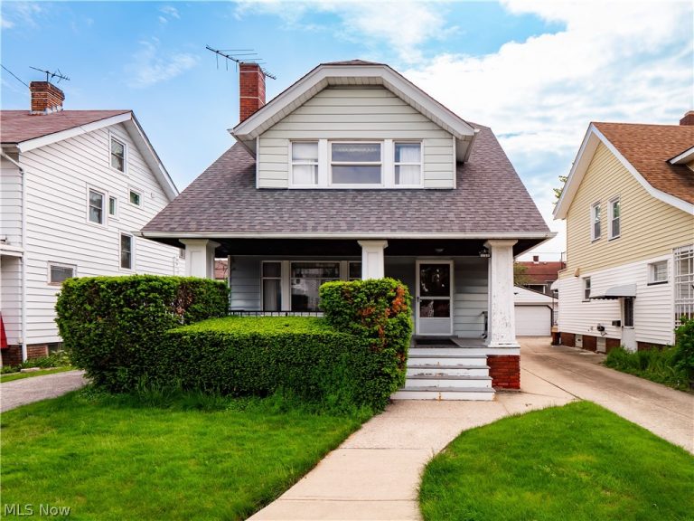 2077 Wyandotte Avenue, Lakewood, OH, 44107