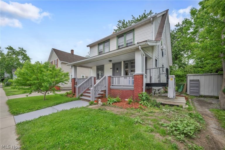 1722 Washington Avenue, Lorain, OH - Photo 4