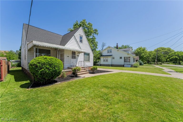 4408 Archmere Avenue, Cleveland, OH - Photo 4